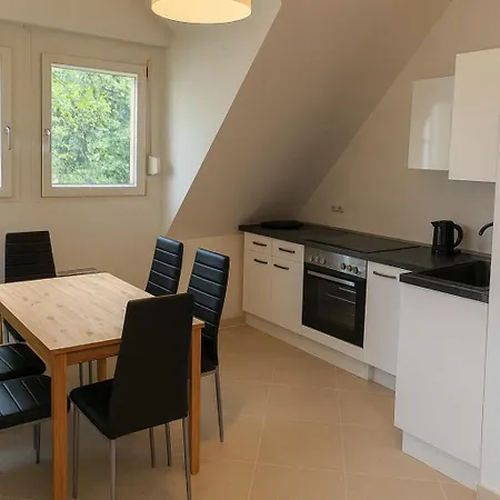 Waterfront For 8 Persons With Free Parking Ostriach