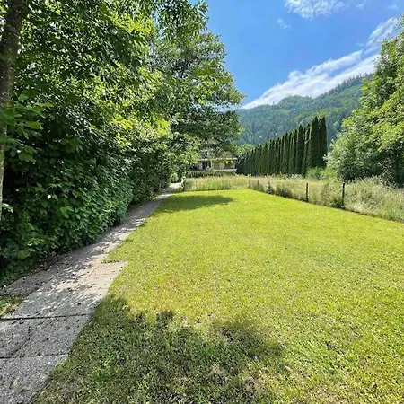 Waterfront For 8 Persons With Free Parking