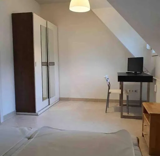 Waterfront For 8 Persons With Free Parking Appartamento Ostriach