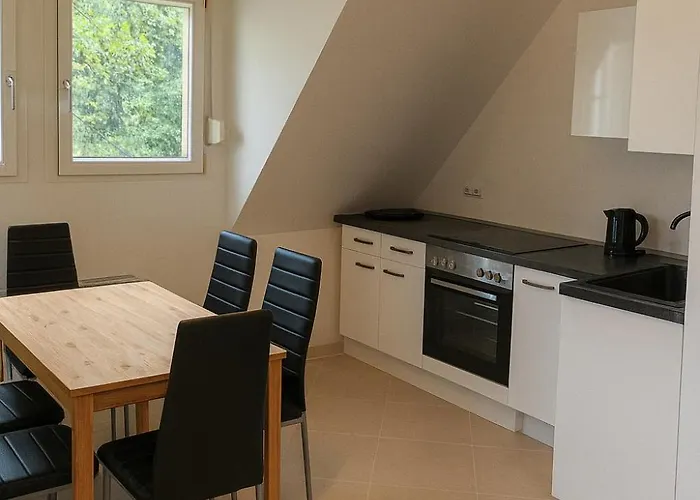 Waterfront For 8 Persons With Free Parking Ostriach