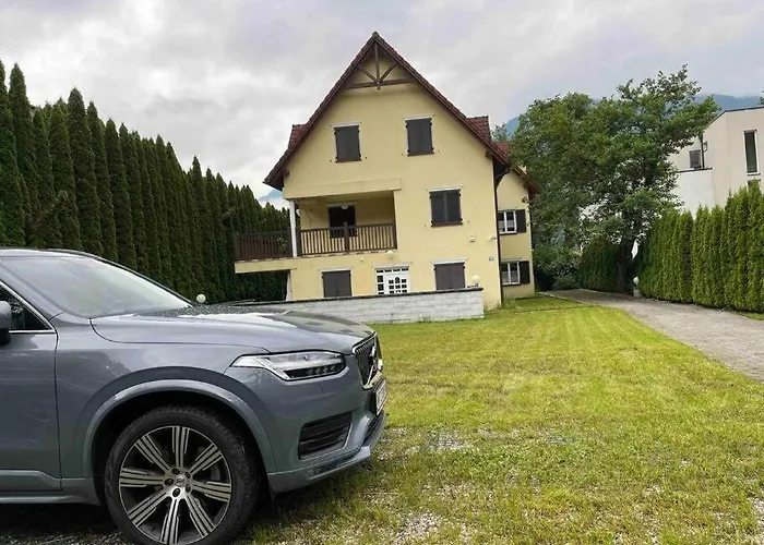 Waterfront For 8 Persons With Free Parking * Ostriach